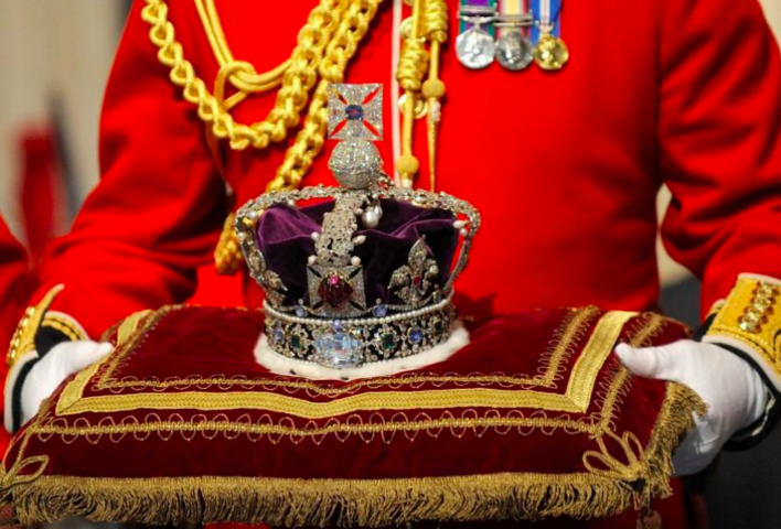 Crown Jewels: The royal household’s valuable gems – Life & Model