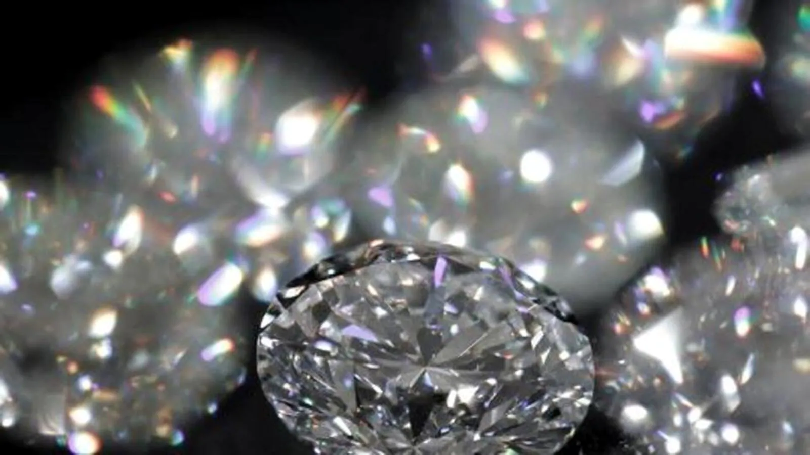 Three held for stealing diamonds value ₹3.5 cr | Mumbai information