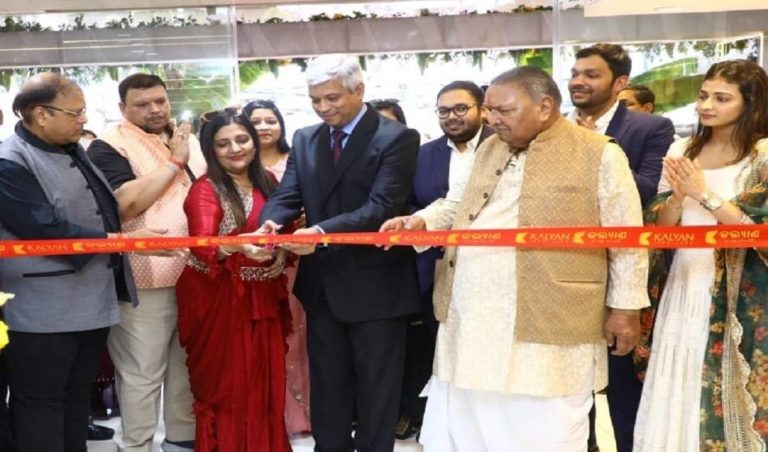 Kalyan Jewellers Expands Offline Presence, Opens Showroom in Orissa