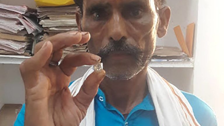 Big diamond discovered by Indian farmer will set him up for all times