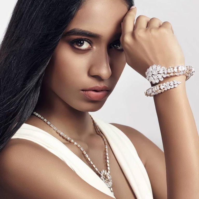 Jewelry items to get you prepared for the festive season