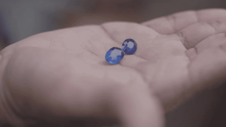 In Search Of Valuable Stones – S1E3: In Search Of Valuable Stones: The Royal Blue Sapphire