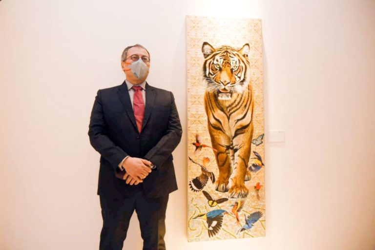 Kolkata Centre for Creativity hosts portray exhibition ‘Tigris- The Queen of Wildlife’ by Italian artists