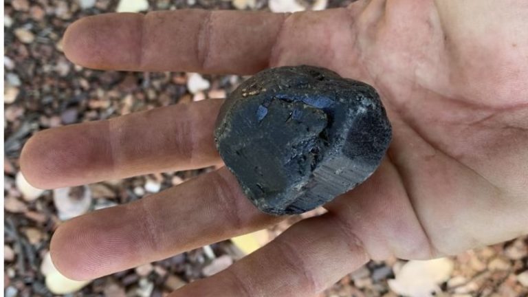 Rains reveal 834-carat sapphire the scale of ‘small kid’s fist’ in Queensland Gemfields