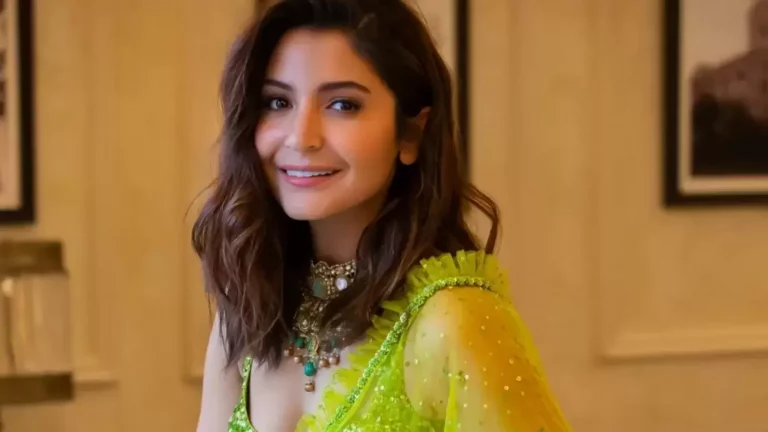 Anushka Sharma leaves Virat Kohli heart-eyed together with her firecracker look in saree | Vogue Tendencies