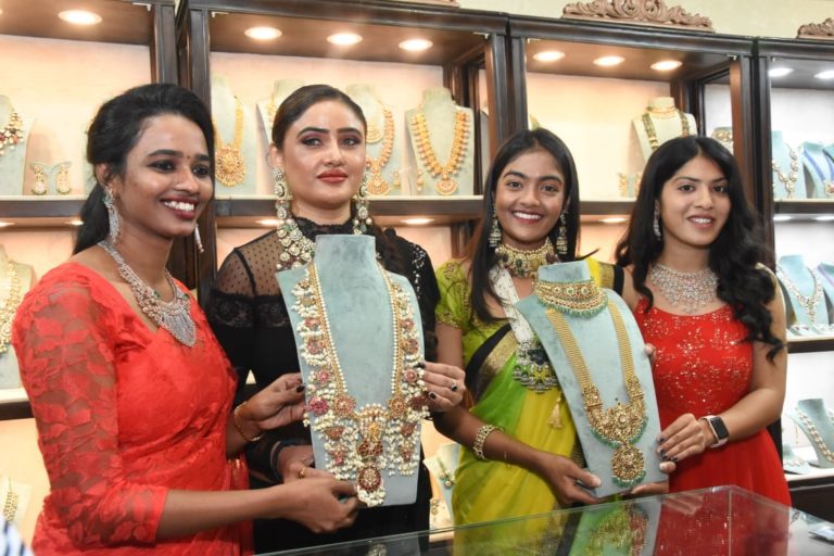 Festive Sale of Designer Jewelry at Zak Jewels Expo inaugurated in Hyderabad  