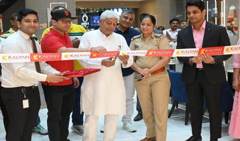 Kalyan Jewellers Opens New Showroom at Gold Souk Mall in Gurugram