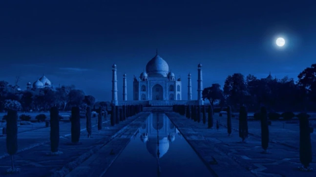 This Sharad Purnima, benefit from the brightest Taj Mahal view underneath moonlight for 4 nights