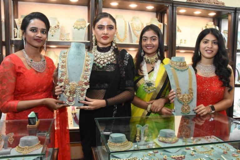 Festive Sale of Designer Jewelry at Zak Jewels Expo Hyderabad