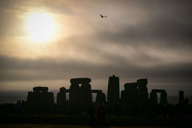 The suburbanisation of Stonehenge | Jacob Phillips