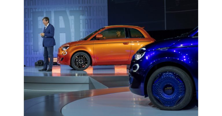 FIAT Model Broadcasts New 500e for North America