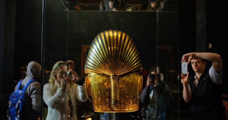 10 Most Unbelievable Historic Artifacts Ever Discovered In King Tut’s Tomb