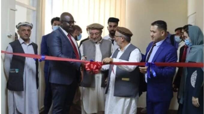 Sithole opens a Gemmological laboratory and Lapidary Middle in Afghanistan