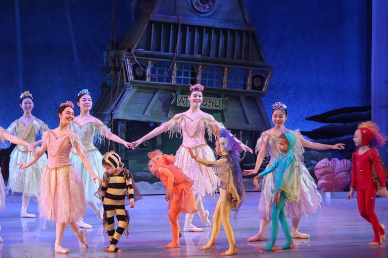 ‘NUTCRACKER KEY WEST’ BLENDS CONCH LIFE WITH CHRISTMAS