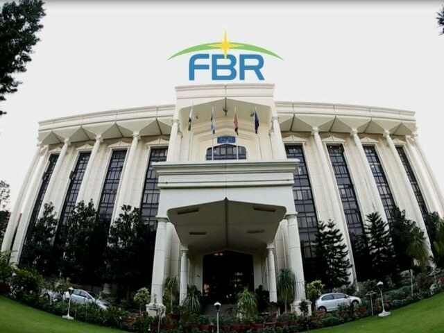 Baggage Guidelines revised: FBR fixes foreign exchange restrict for outgoing passengers of 18 years or above – Enterprise & Finance