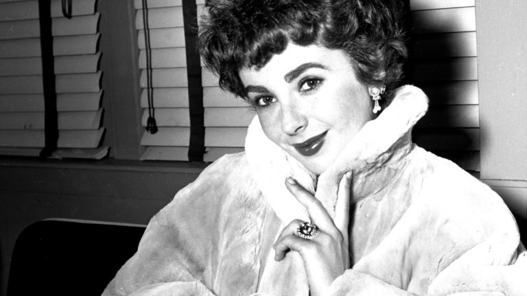 A Nearer Take a look at Elizabeth Taylor’s Many Spectacular Engagement Rings