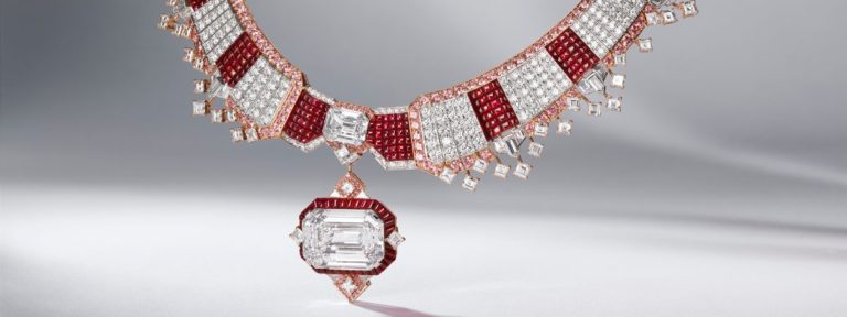 Fall in love with Van Cleef & Arpels’s transformable treasures