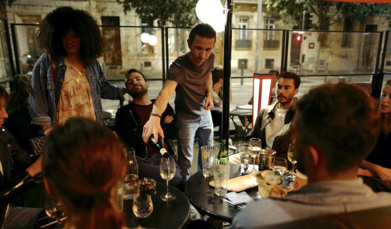 Marseille Pure Wine Bar Voilà Vé – Culinary Backstreets