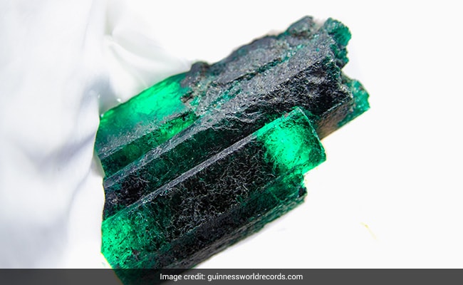 World’s Largest Emerald Listed On Guinness Web site, This is How A lot It Weighs