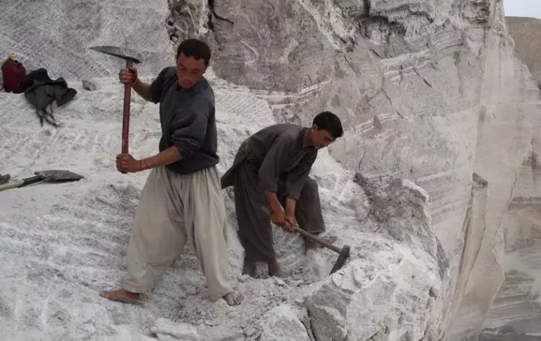 Taliban arrests Chinese language nationals over alleged smuggling of ‘treasured’ stones