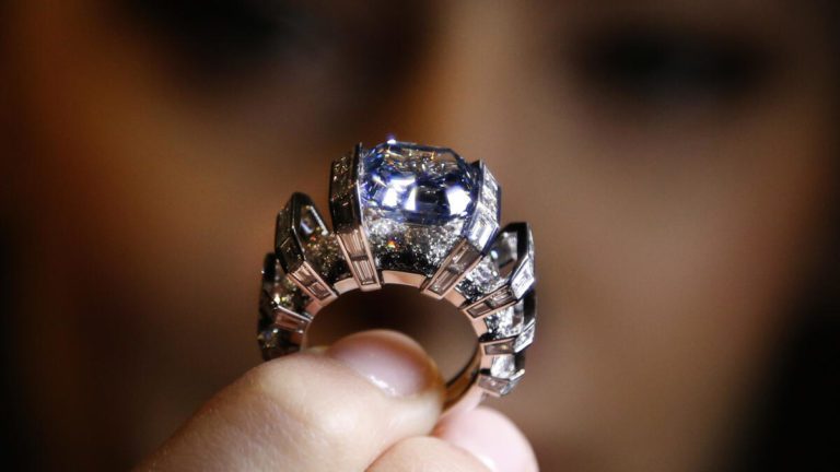 UAE: Demand for diamond jewelry will increase amongst younger shoppers as gold continues to shine – Information