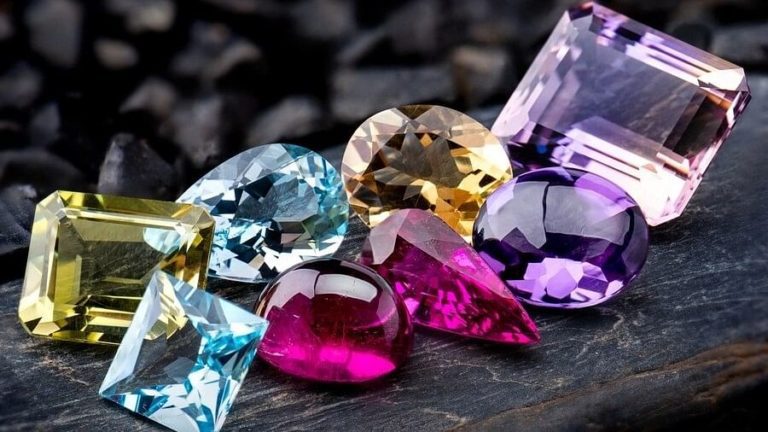 5 causes to put money into gems over diamonds